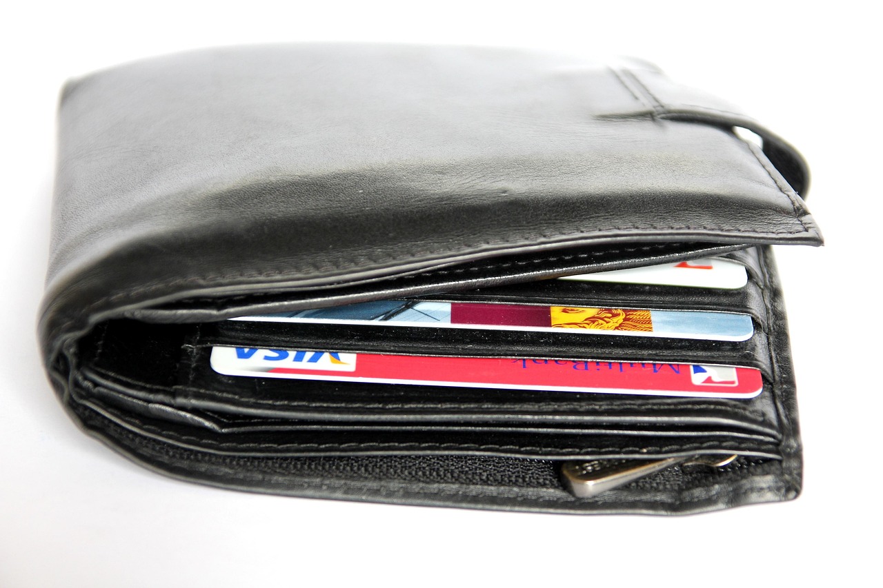 クレジットカードを使ったスーパーでの賢い買い物術は？