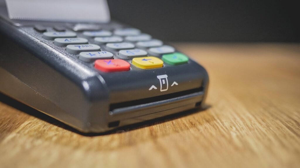 ネット通販でクレジットカードをお得に買う方法は？